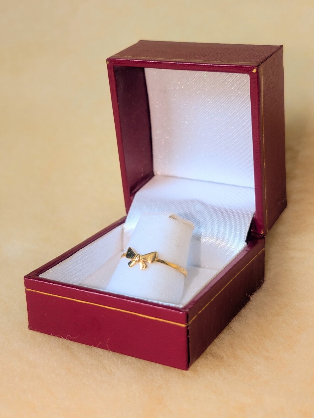Real 18K Gold Bow Ring